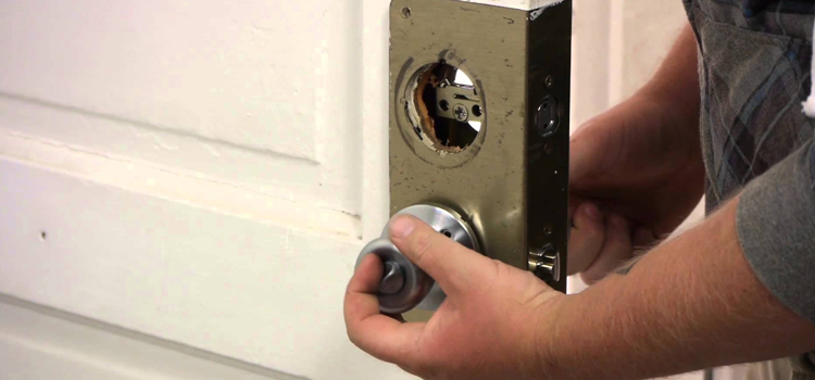 Home Lock Change in Carson